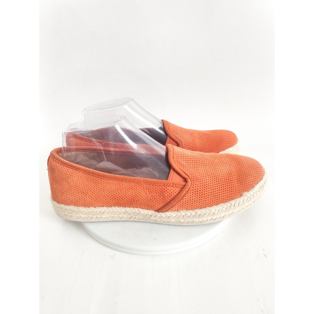 Clarks Espadrille Flats Loafers 8.5 Slip On Orange Suede Perforated Comfort Shoe
